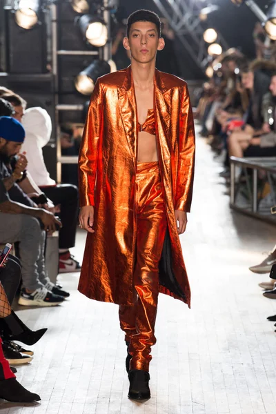 Look 34